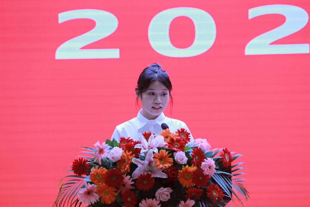 939a849a88364cd3b62af146beb9fb27.jpg