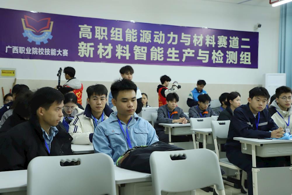 843fc989502e4de6a89e3ef5f9e070a5.jpg
