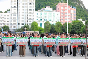 生命安全不容有失！——我?？?025年秋季学期消防应急疏散演练