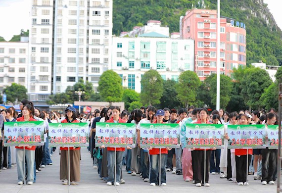 生命安全不容有失！——我校开展2025年秋季学期消防应急疏散演练